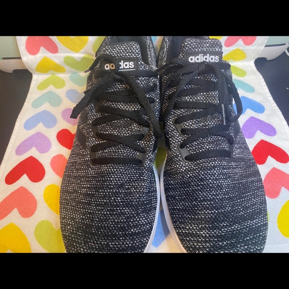 Cloud foam adidas, never worn. - Picture 4 of 6